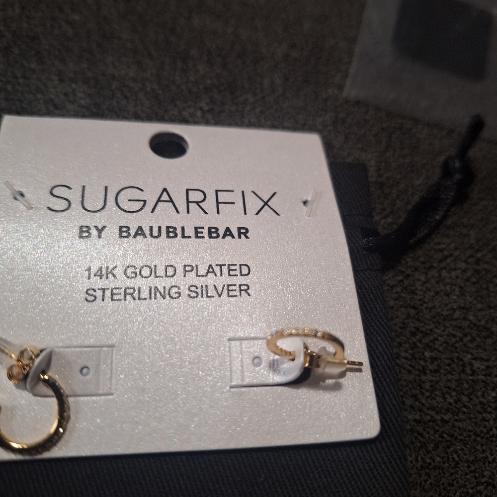 Jewelry - Picture 2 of 4